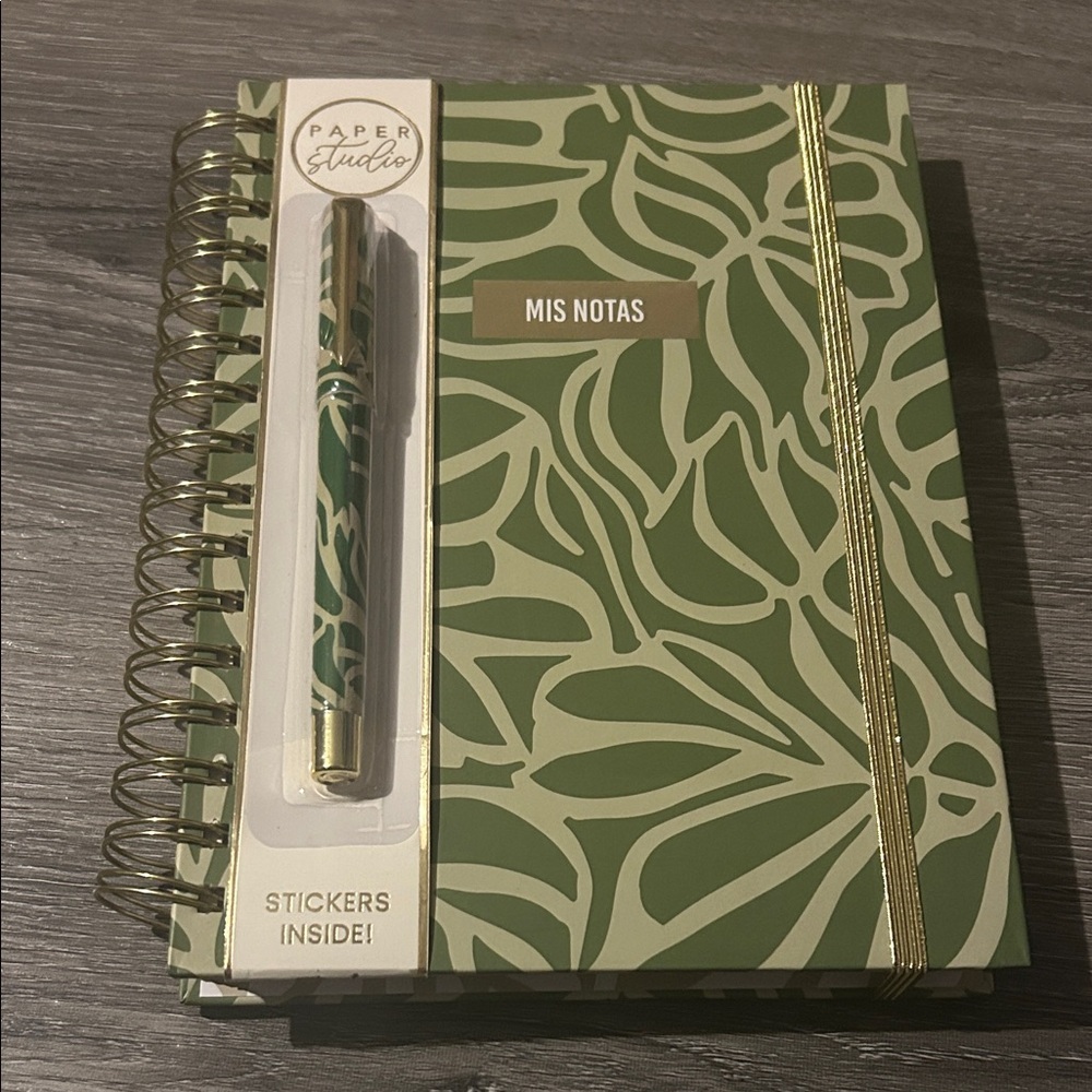 Green Notebook with‎ Pen